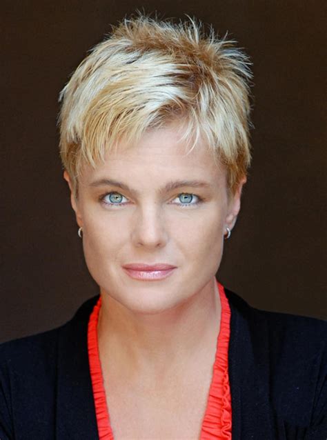 erika eleniak|erika eleniak photo gallery.